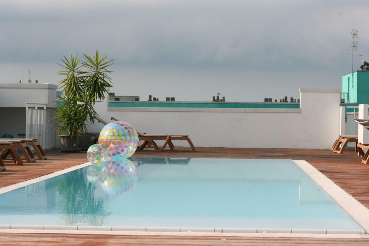 Hotel Luciana 3*