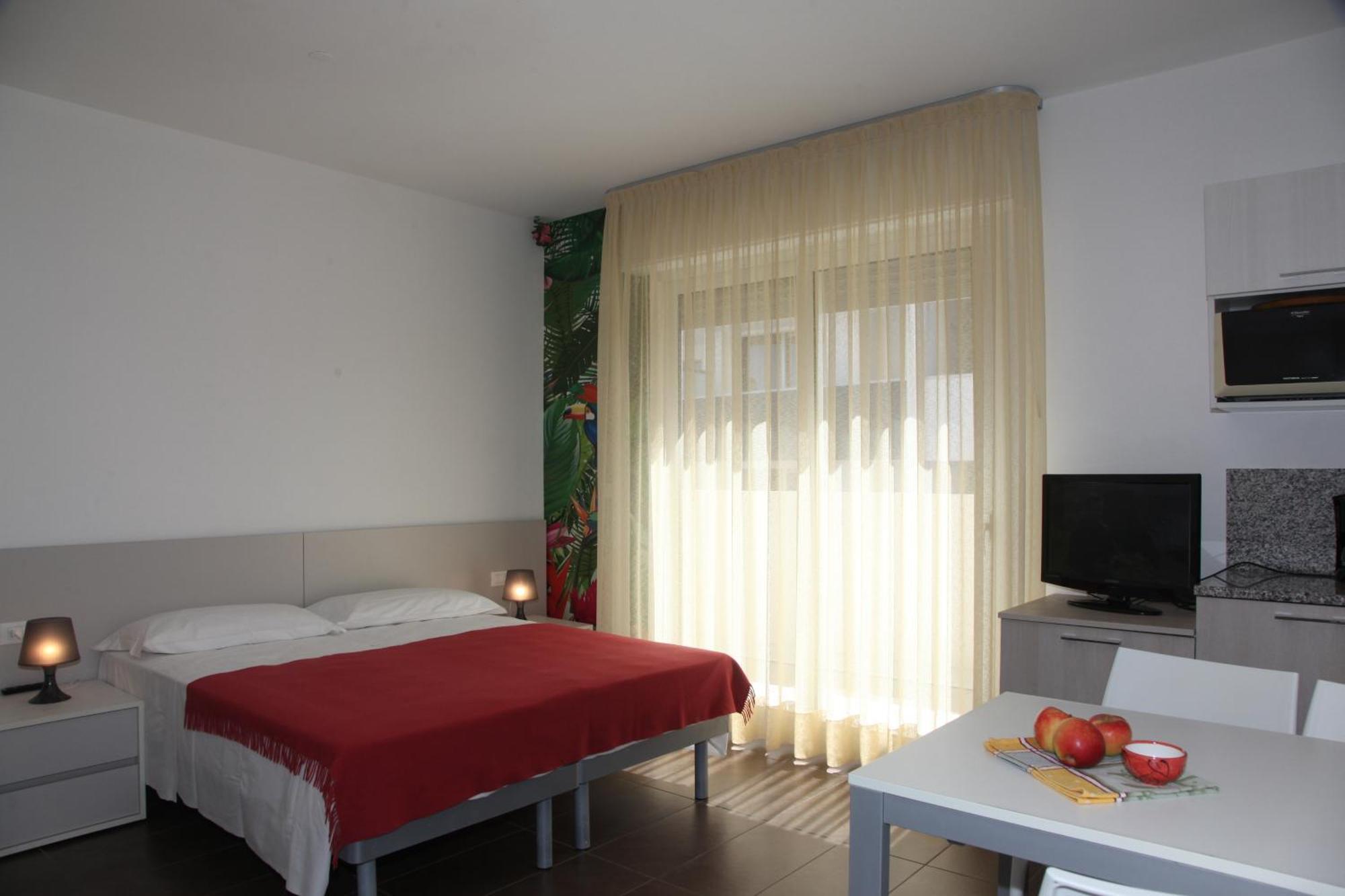 Luciana Hotel 3*